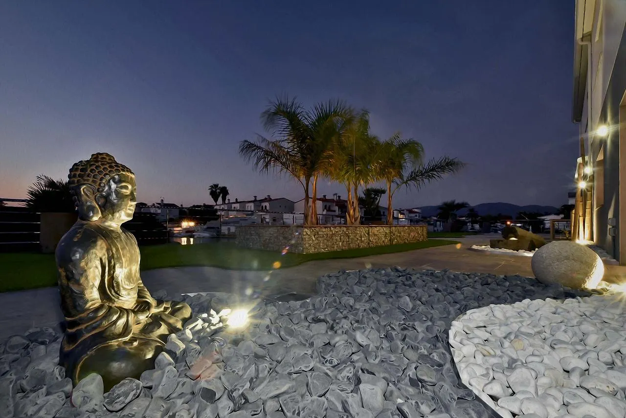 Lv04 Villa Empuriabrava Spain