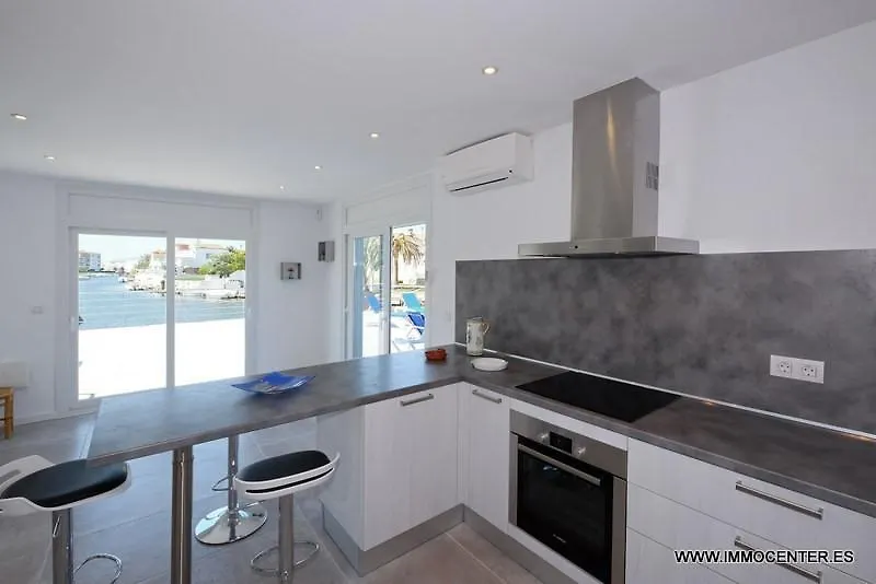 Lv04 Villa Empuriabrava